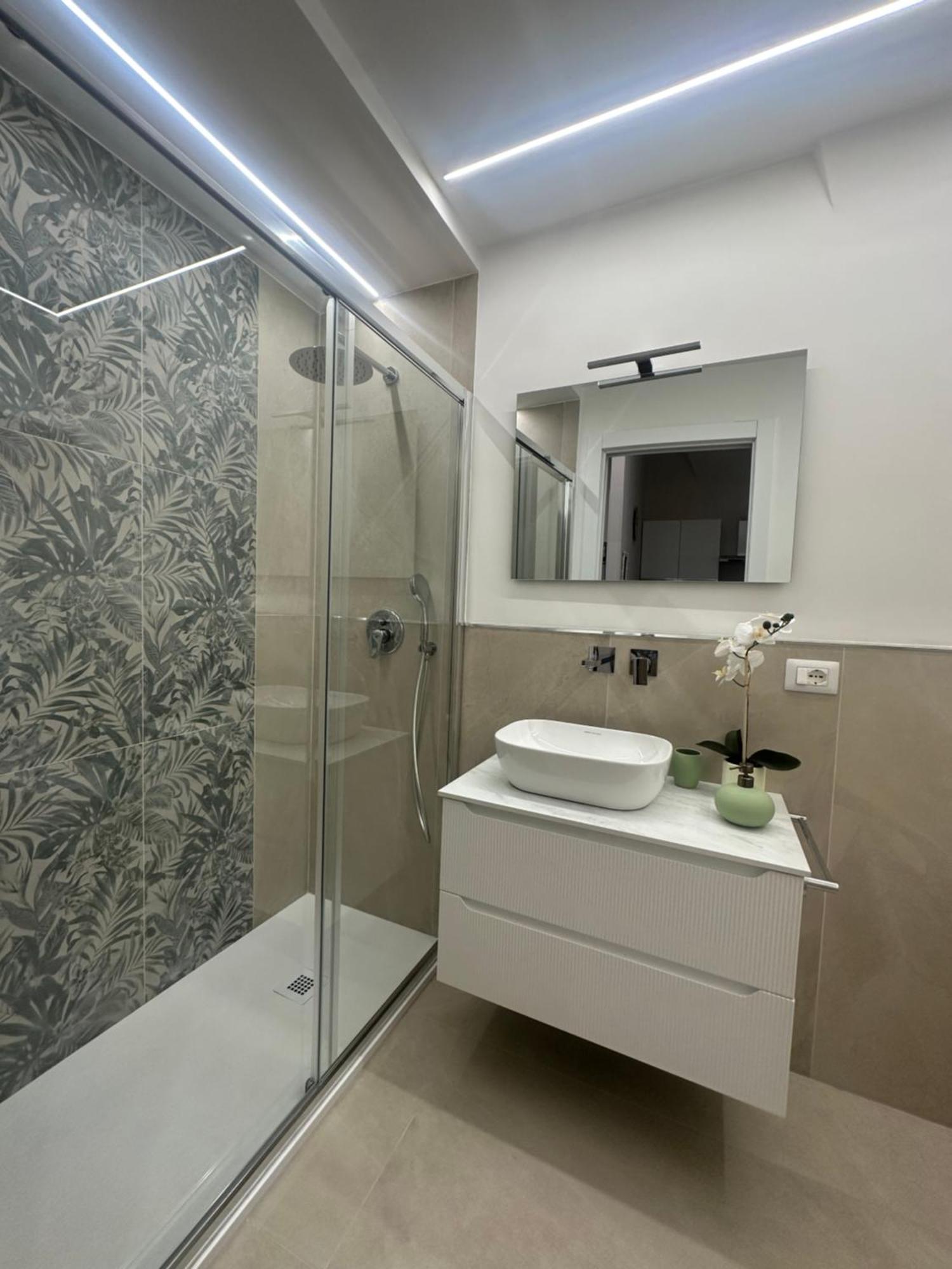 Ninas Home Airport Катания Екстериор снимка